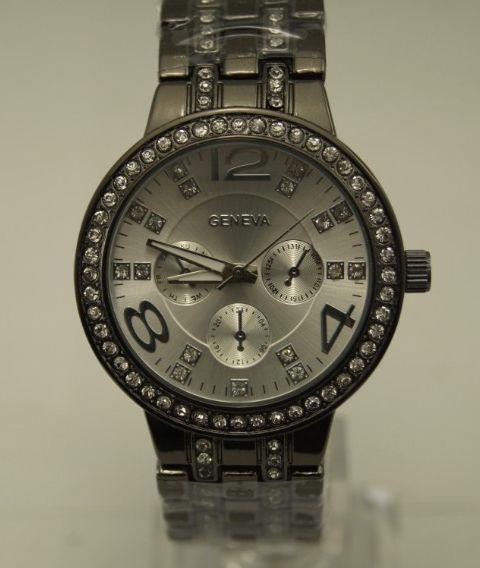 Dámské hodinky Diamond s vykládaným náramkem - černé